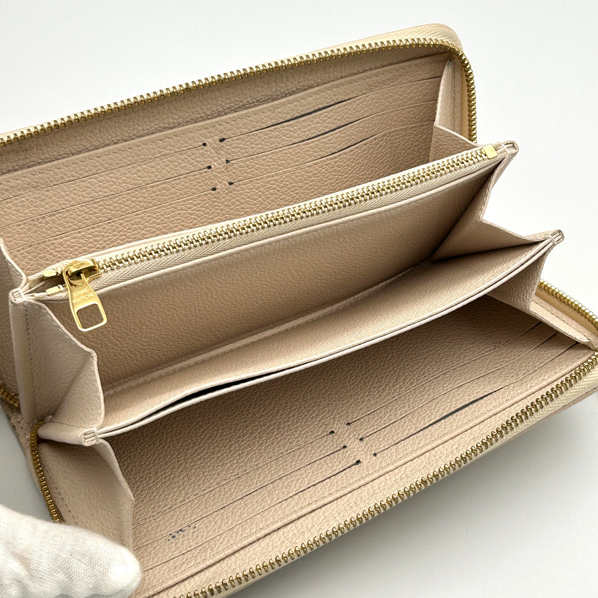 Louis Vuitton Zippy Wallet Monogram