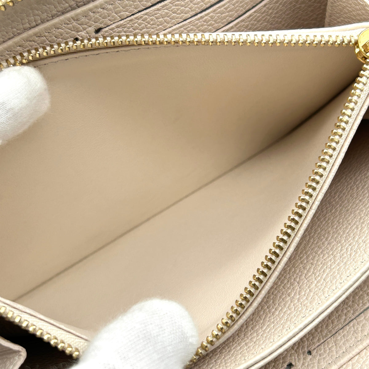 Louis Vuitton Zippy Wallet Monogram