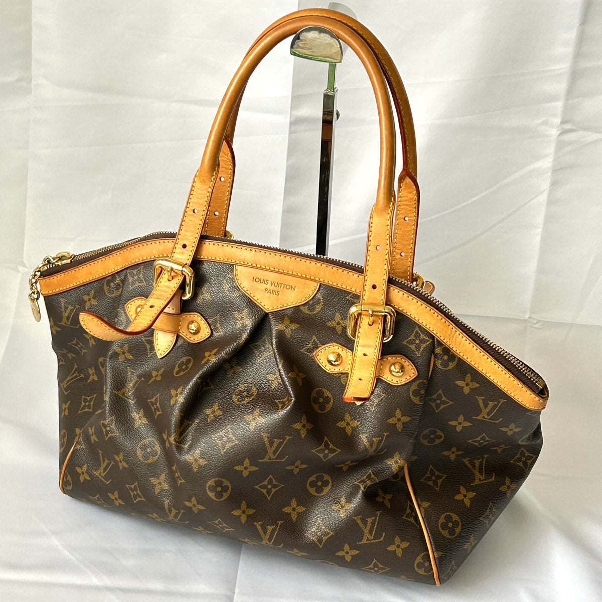 Louis Vuitton Tivoli GM Monogram