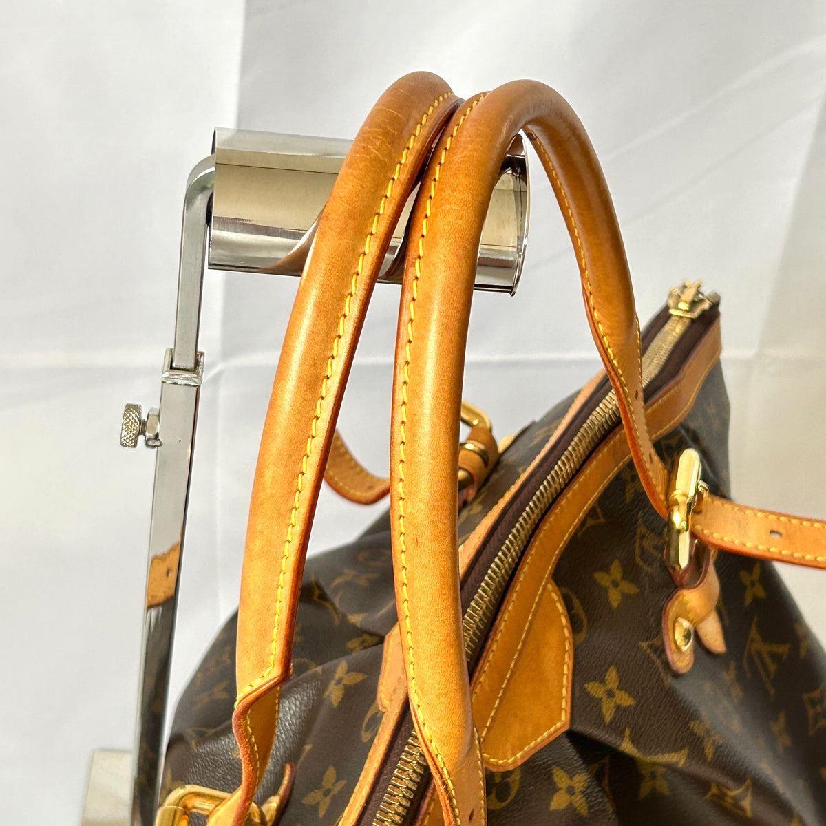 Louis Vuitton Tivoli GM Monogram