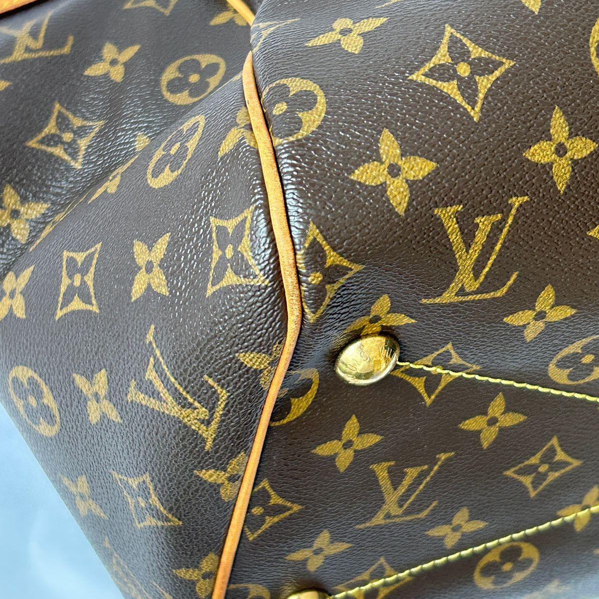 Louis Vuitton Tivoli GM Monogram