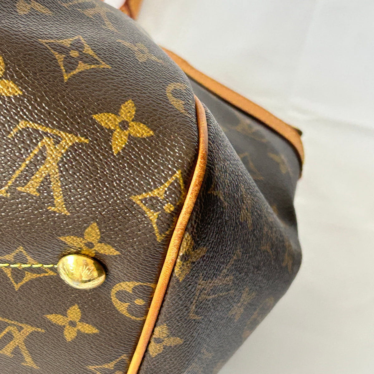 Louis Vuitton Tivoli GM Monogram