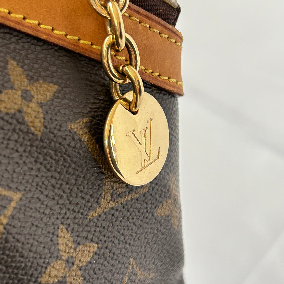 Louis Vuitton Tivoli GM Monogram