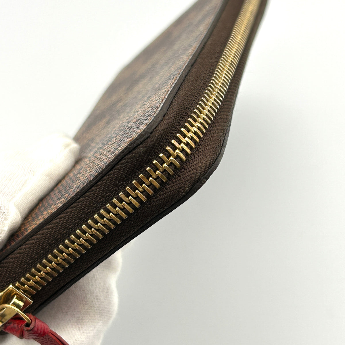Louis Vuitton Zippy Wallet Damier Ebene