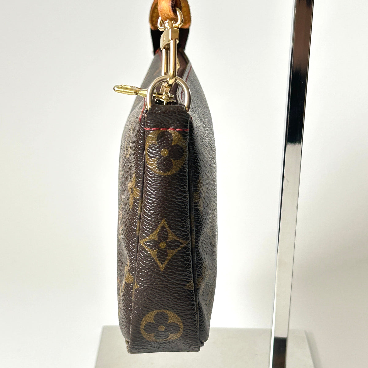Louis Vuitton Pochette Accessoires Monogram Cherry