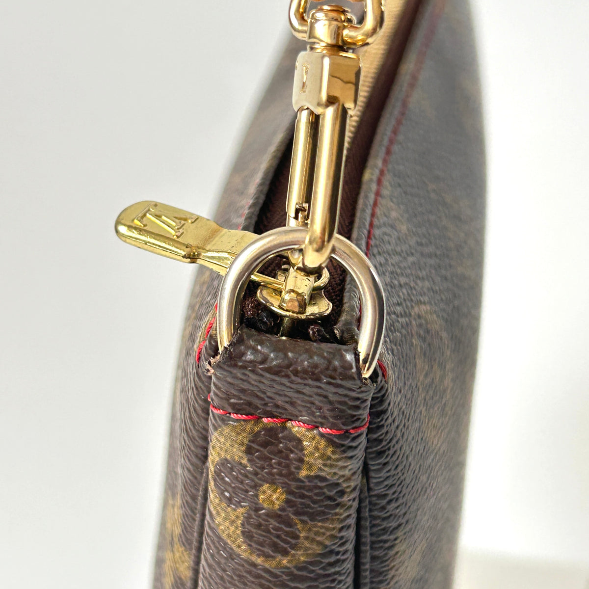 Louis Vuitton Pochette Accessoires Monogram Cherry