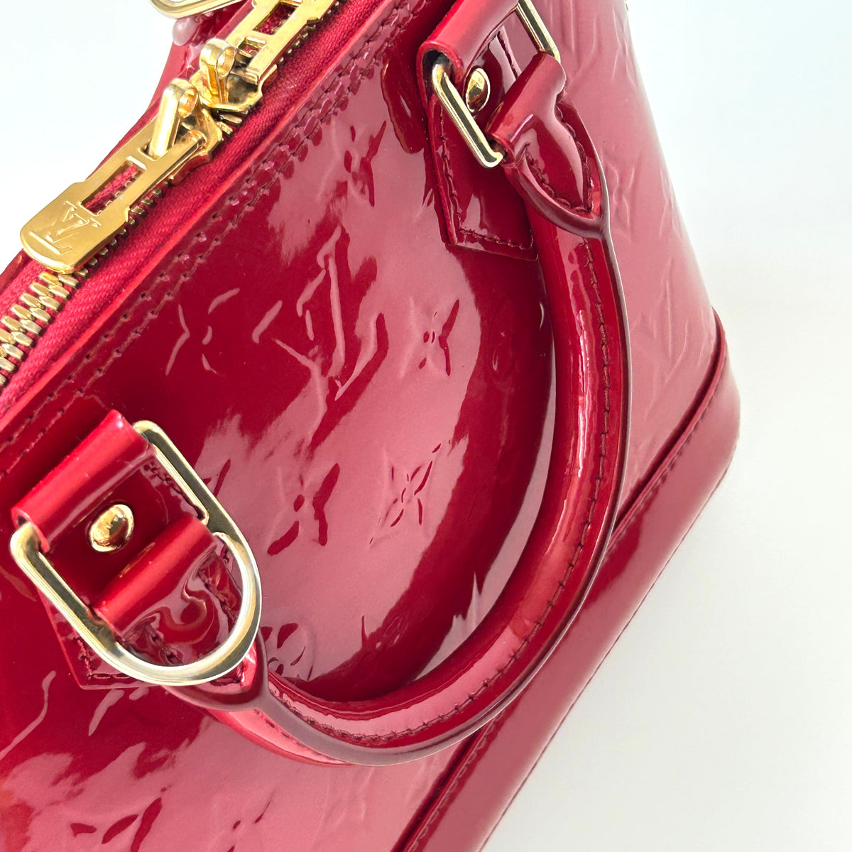 Louis Vuitton Alma BB Monogram