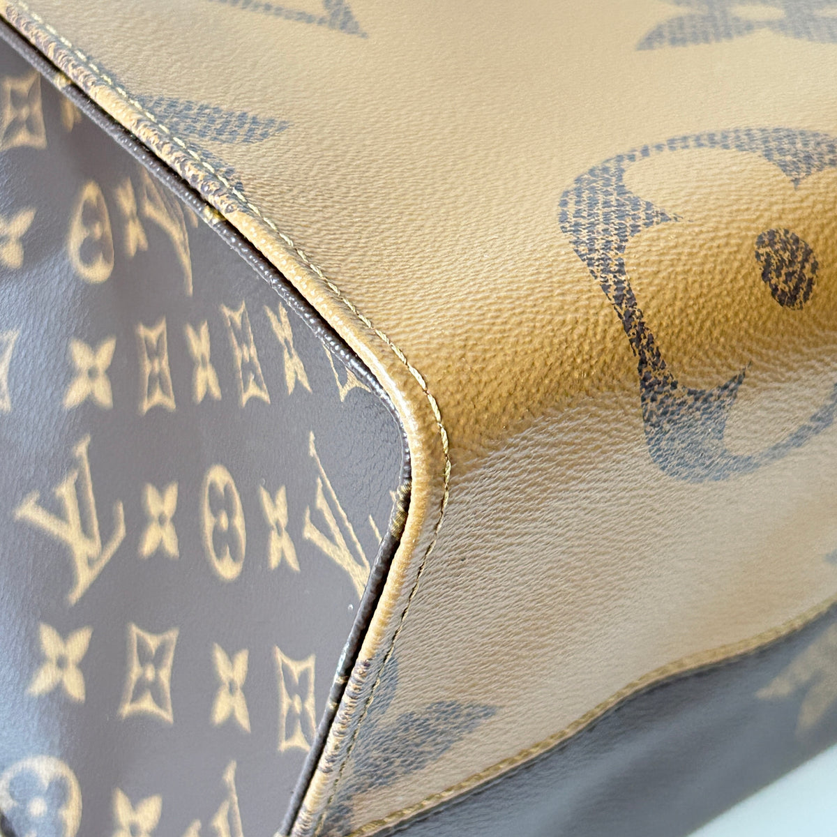 Louis Vuitton OnTheGo GM Monogram Giant Reverse