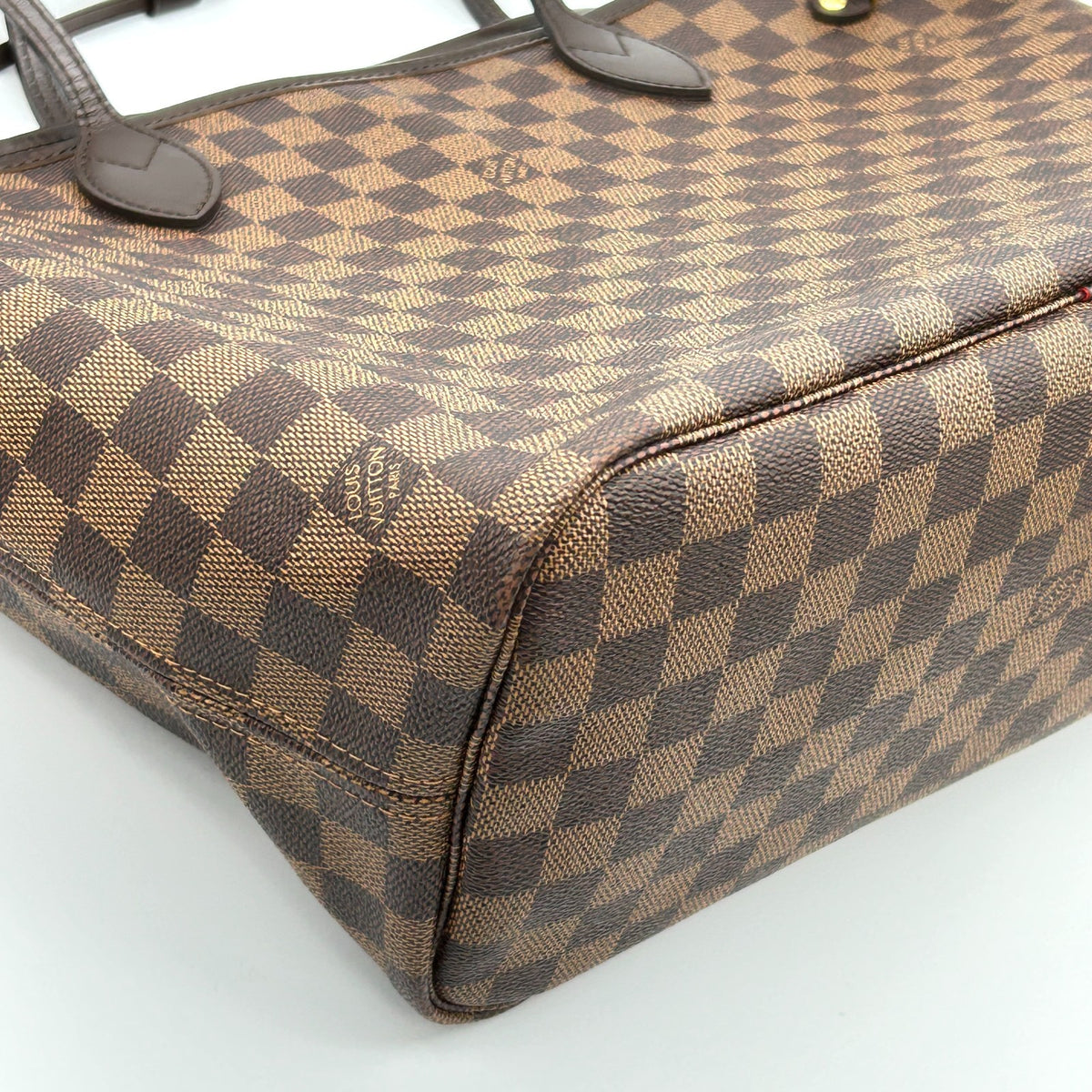 Louis Vuitton Neverfull MM Damier Ebene Rank A